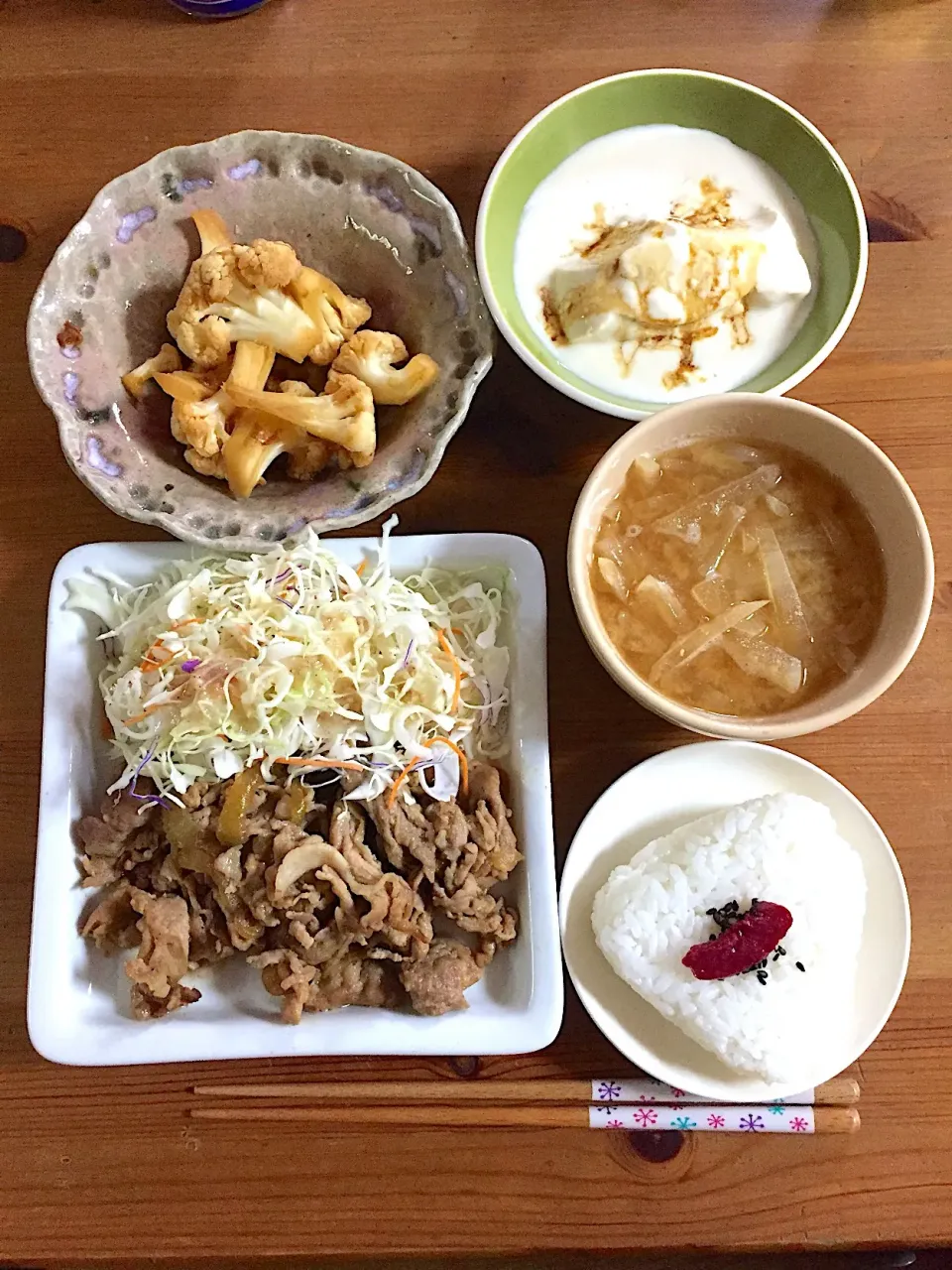 晩ごはん。豚の生姜焼き定食。|みぽさん