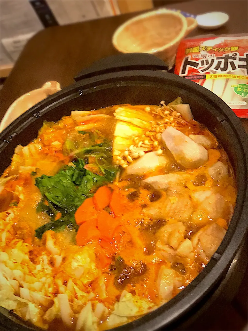 Snapdishの料理写真:カラムーチョ鶏鍋  ホットチリ味🌶  プラス トッポギ|ch＊K*∀o(^^*)♪さん