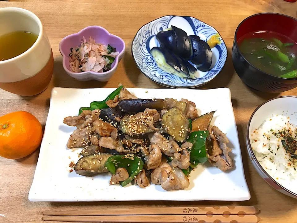 Snapdishの料理写真:茄子とピーマンの豚肉味噌炒め♪|かおちゃんさん