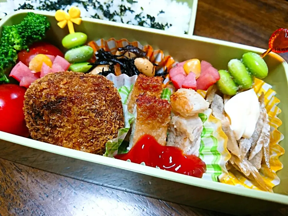 今日のお弁当🎵 #カボチャコロッケ #ポークソテー|hiroeさん