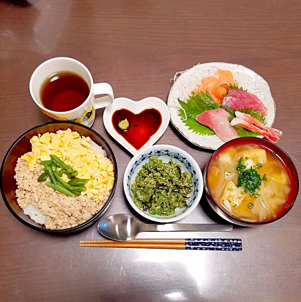 そぼろ丼の夜ご飯♡|Mami.Nさん