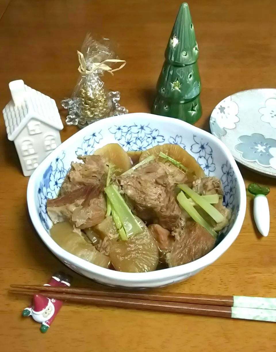 圧力鍋で🎵大根と豚の角煮🐷でほっこり温まる❤|とししいたけさん