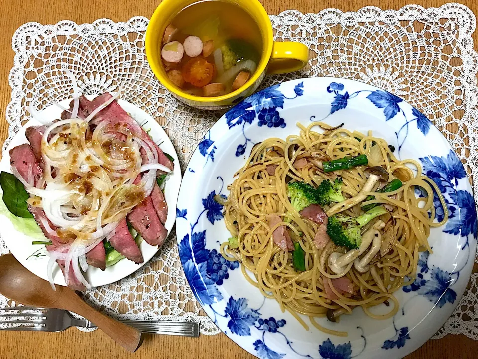 Snapdishの料理写真:12.11 夕飯
ペペロンチーノ|Hika Emiさん