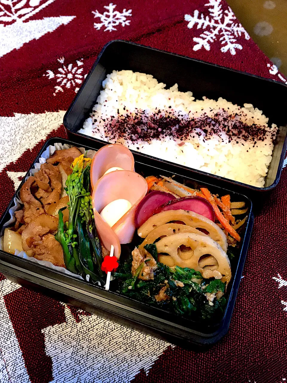 Snapdishの料理写真:豚の生姜焼き弁当|二キィさん