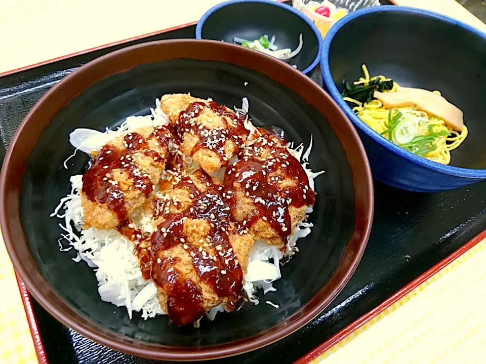 ヒレカツ丼とミニラーメンセット|nyama1さん