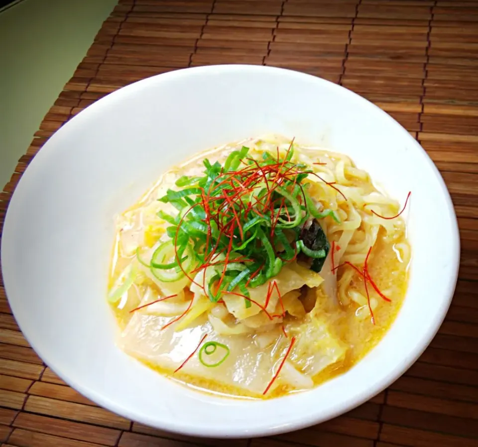 〆ラーメン|けろよんさん