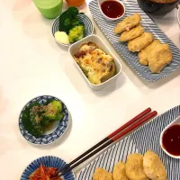 Snapdishの料理写真:キッズ&ママ飯 ササミと豆腐のナゲットなど|R＊ko@月曜断食中さん