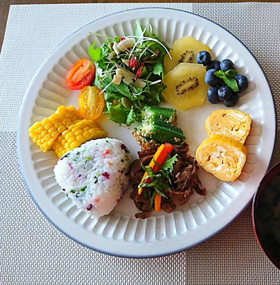 Snapdishの料理写真:お弁当のおかずの残りでワンプレートごはん 

 #ワンプレート  #ワンプレートごはん
 #お昼ごはん  #昼ごはん|けいこさん