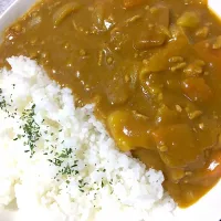 Snapdishの料理写真:カレーライス|みるふぃーゆ*ˊᵕˋ*@ちゃもさん