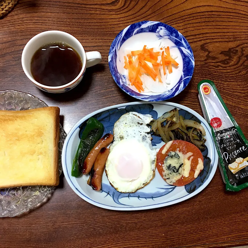 朝ごはん🍳|めいこさん