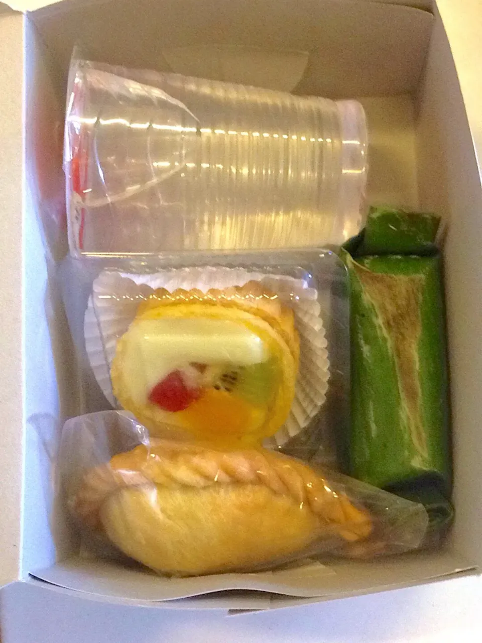 Snack box Qianzy|Nancy S. Sanger IIさん