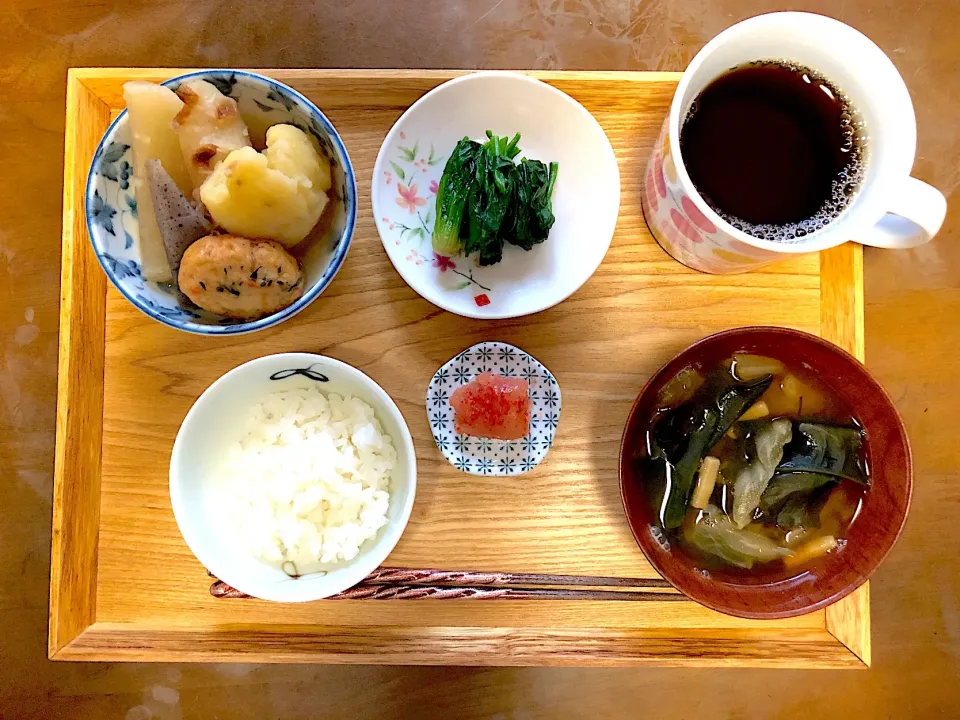 Snapdishの料理写真:おでんの残りで朝ごはん|翡翠さん