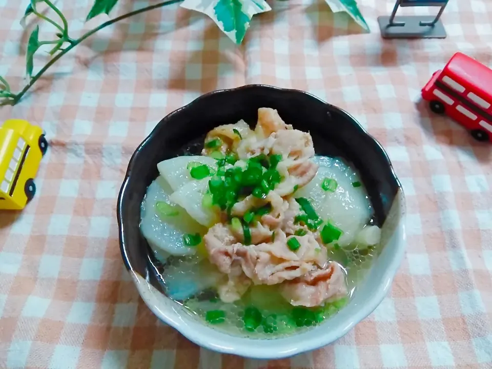 ちたこさんの重ねて煮るだけ♪とろける絶品♡大根と豚バラのミルフィーユ鍋♡|花ママさん