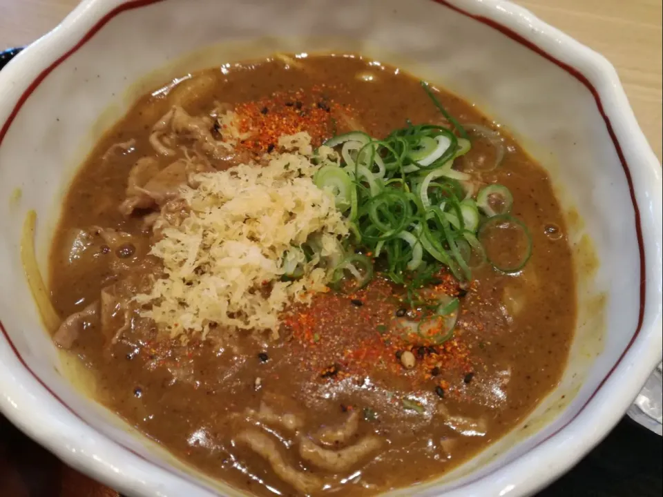 牛肉カレーうどん
 #ひまわり
 #牛肉カレーうどん|Kojiさん