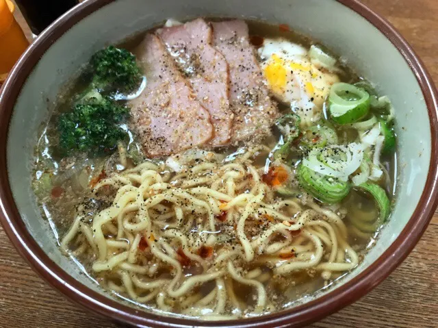 #マルちゃん正麺 🍜、醤油味❗️ ٩( *˙0˙*)۶✨|サソリさん