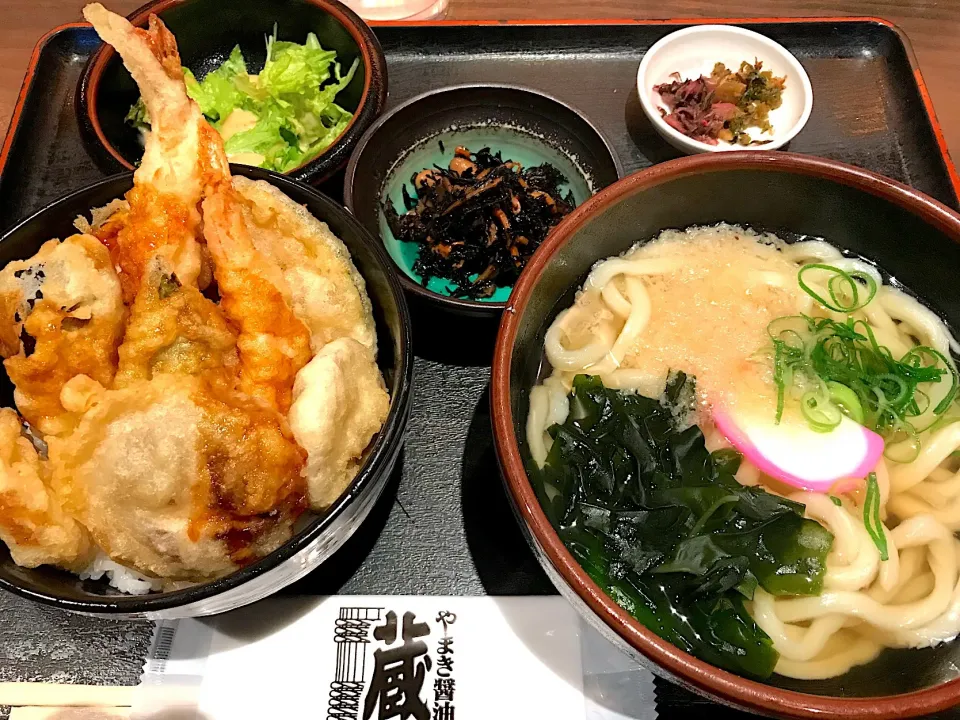 うどん屋さんのミニ天丼セット|ゆうさん