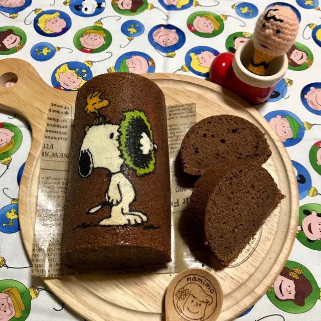 Snapdishの料理写真:スヌーピーのデコパウンドケーキ|namimoさん