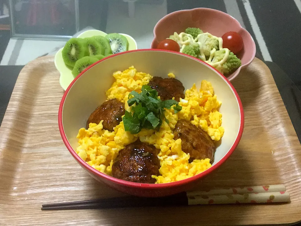 つくね丼|よぉ〜さん