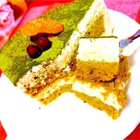 Snapdishの料理写真:水切りヨーグルトの抹茶のティラミスケーキ|ゆずあ＊さん