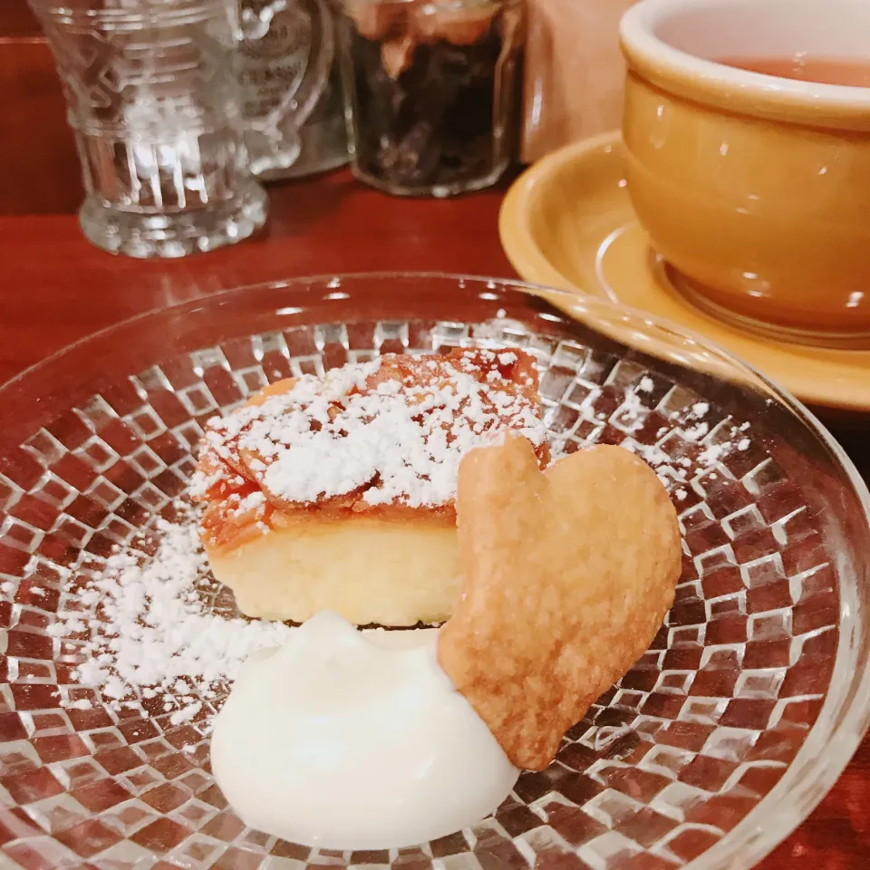 Snapdishの料理写真:フロランタン風チーズケーキ🥧|ちゃみこさん