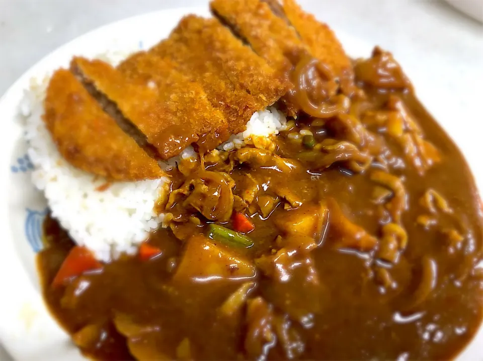 ロースカツカレー弁当、豚しゃぶ＋やさいトッピング、500g、7辛🍛🐮🐽🥔🥕🔥🔥🔥🔥🔥🔥🔥|buhizouさん