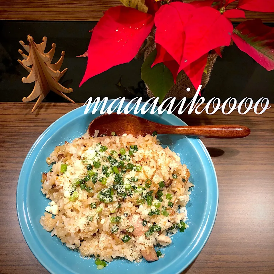 鶏刺しの残りで炒飯🐔|マイコさん