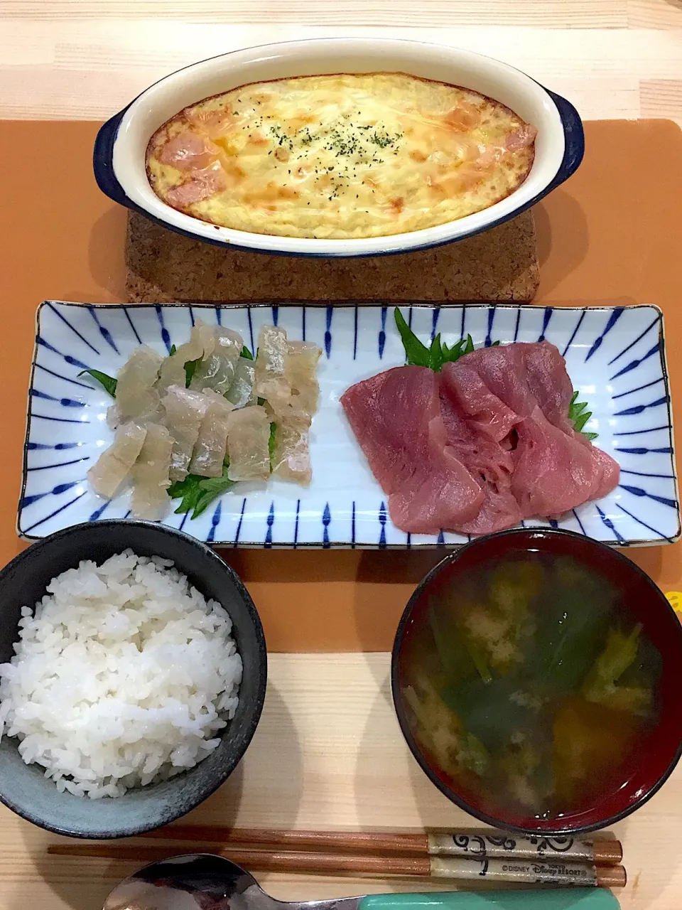 ・ふわふわ長いもとお豆腐のグラタン by ももしば
・ひらめの昆布〆
・マグロのお刺身
・ほうれん草のお味噌汁|ぺろたんさん