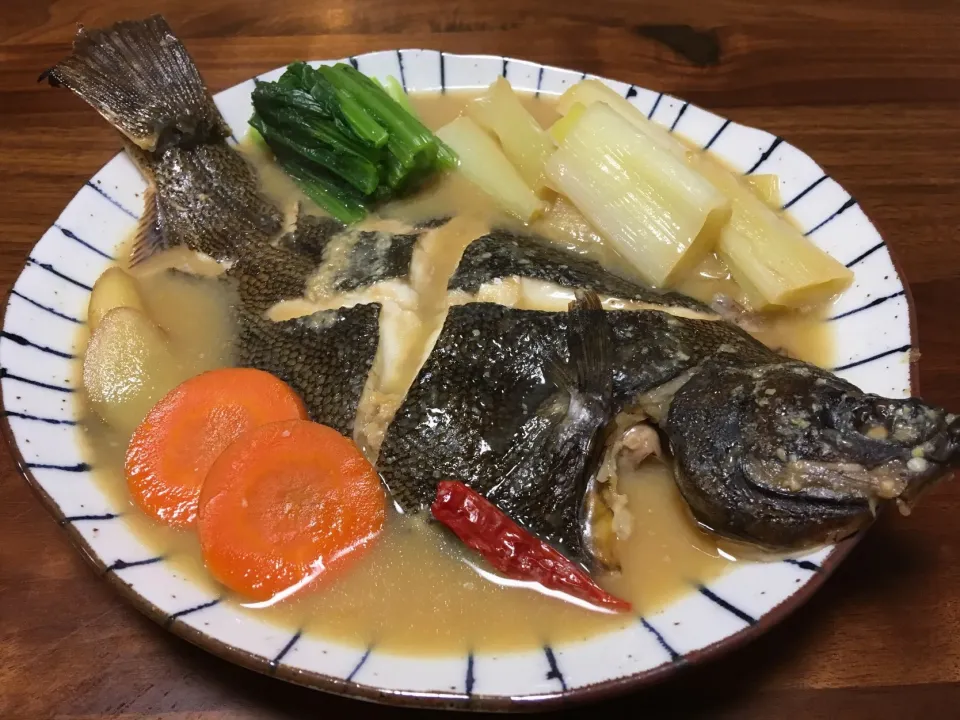 カレイの出汁味噌煮🐟🌼   #ぱぴこ家カレイ|ぱぴこ家さん