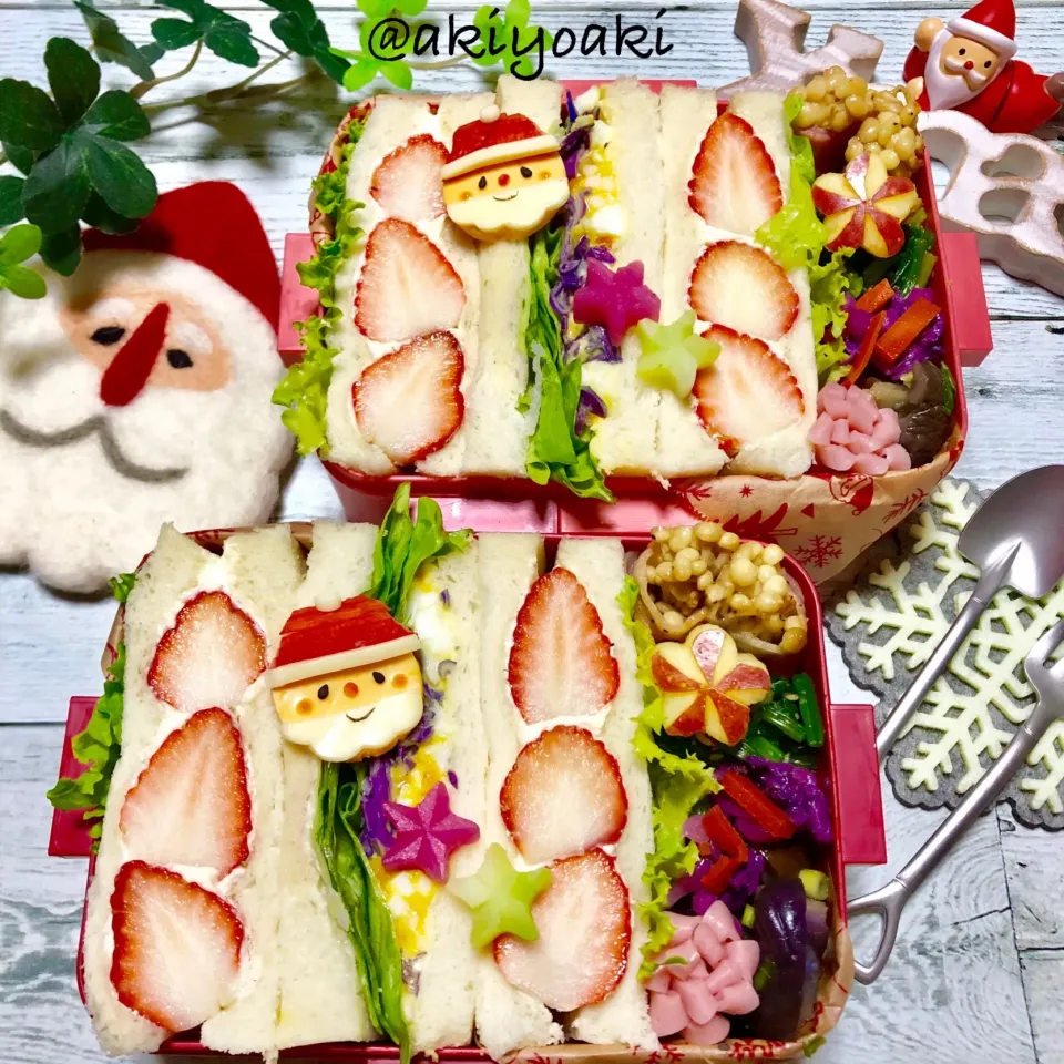 サンタさんサンドイッチ弁当|Akiyoෆ¨̮⑅さん