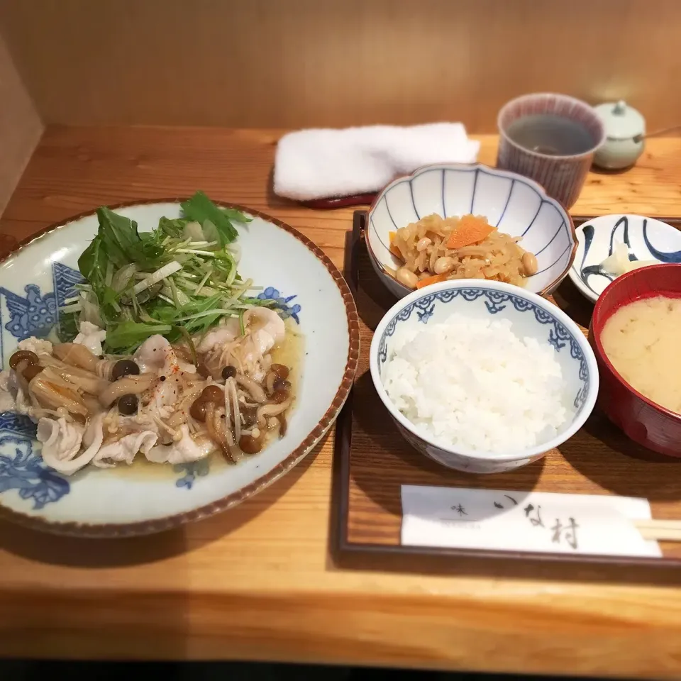 Snapdishの料理写真:贅沢お昼ごはん|konjironさん