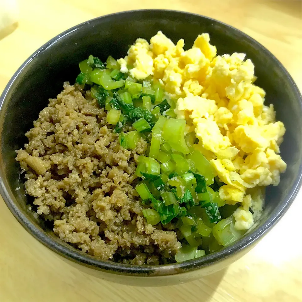 冷凍豆腐三色丼|おさつさん