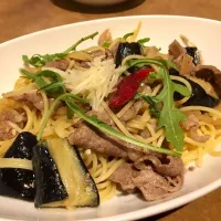 Snapdishの料理写真:牛肉と生姜のパスタ|もにもにかさん