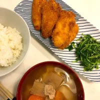 Snapdishの料理写真:キッズ飯 ササミカツ、豚汁など|R＊ko@月曜断食中さん