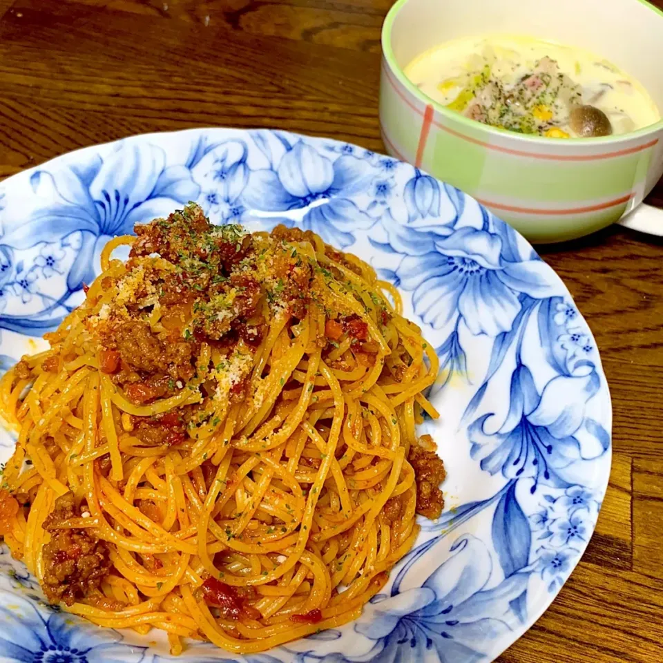 スパゲティミートソース🍝白菜のミルクスープ|みなさん