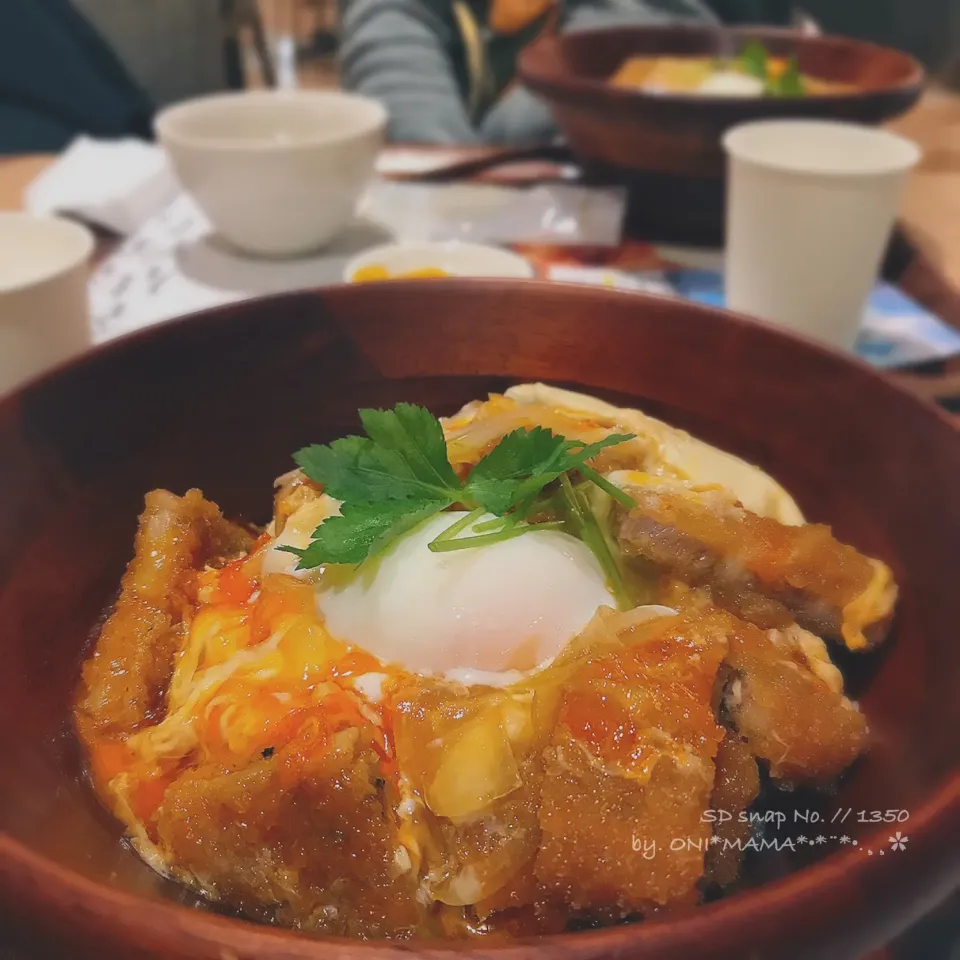 Snapdishの料理写真:福岡空港   井手カツ丼|ONI*MAMA*さん