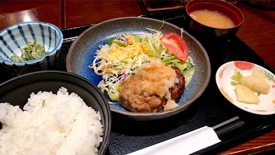 【日替】ハンバーグ 〜 おろしポン酢 〜 を頂きました。|momongatomoさん