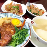 Snapdishの料理写真:滷肉飯|naoさん