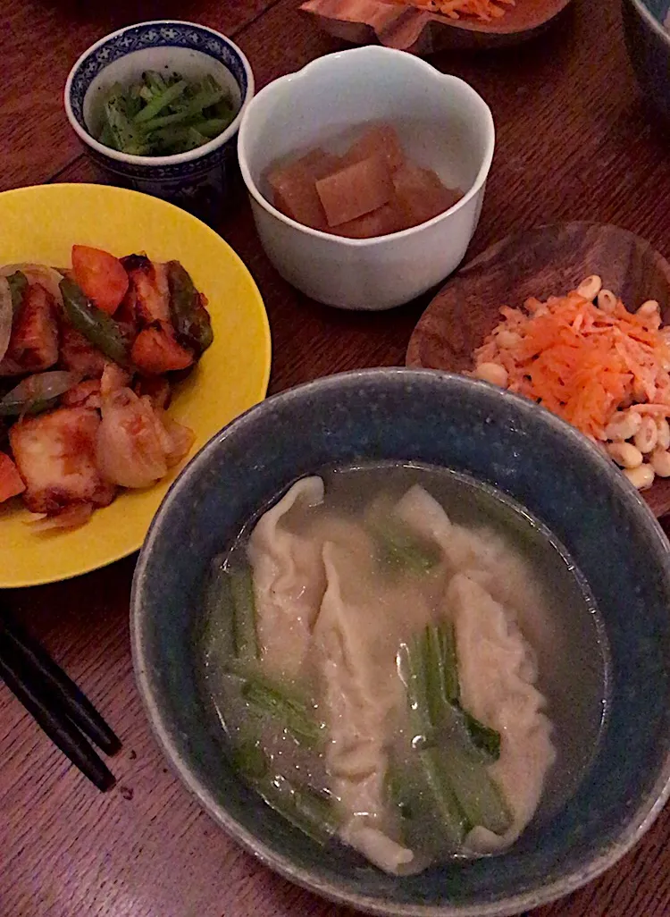 晩ごはん 餃子スープと酢豚風炒め|小松菜さん