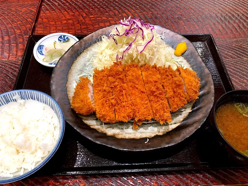 ロースとんかつ御膳😋|すかラインさん