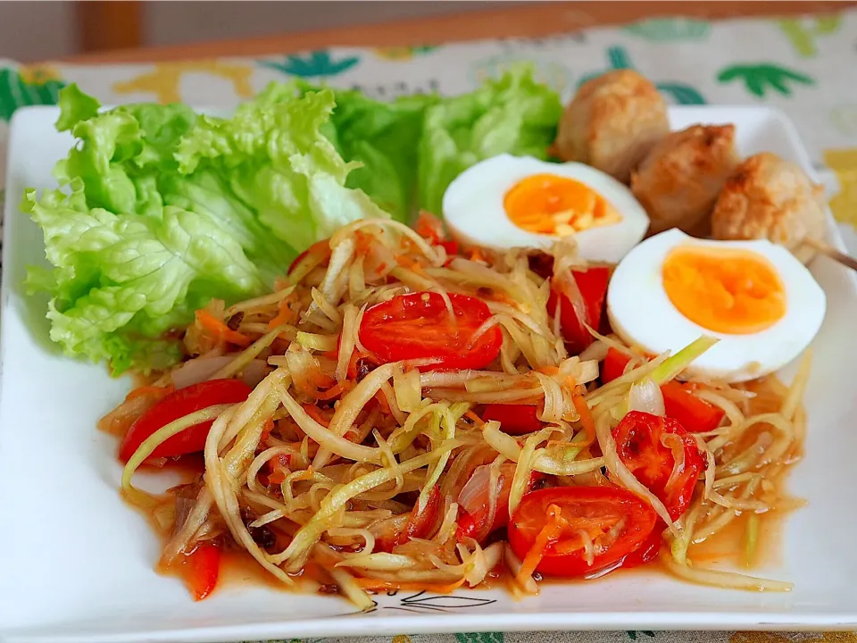 Local Thai food . Papaya salad ( ソムタム ）🥗|K.Choさん