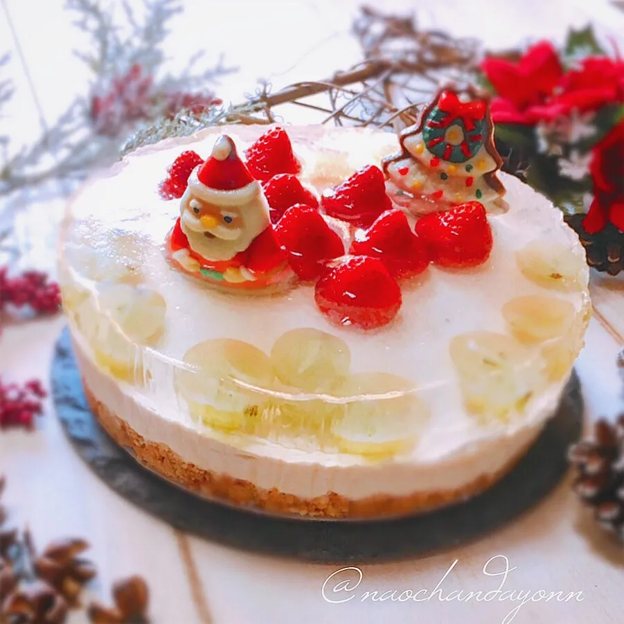 #二層仕立てのチーズケーキ
 #クリスマスケーキ|naochandayonnさん