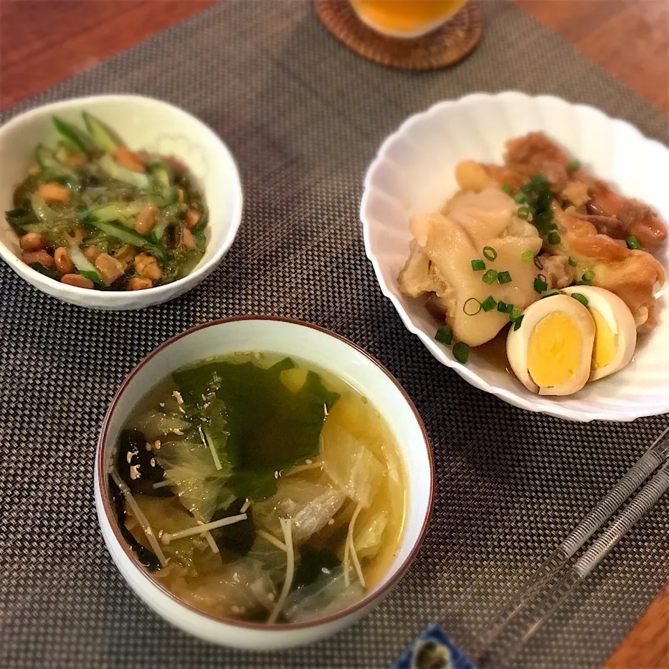 Snapdishの料理写真:豚足とゆで卵の煮込み #麹甘酒  #スロー調理 
めかぶ納豆
わかめとレタスのスープ|𓇼 Ⓢ Ⓗ Ⓘ Ⓝ Ⓞ Ⓑ Ⓤ 𓇼さん