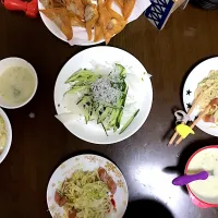 Snapdishの料理写真:#シチュー、揚げワンタン、焼うどん、大根とちりめんのサラダ|さくらさん