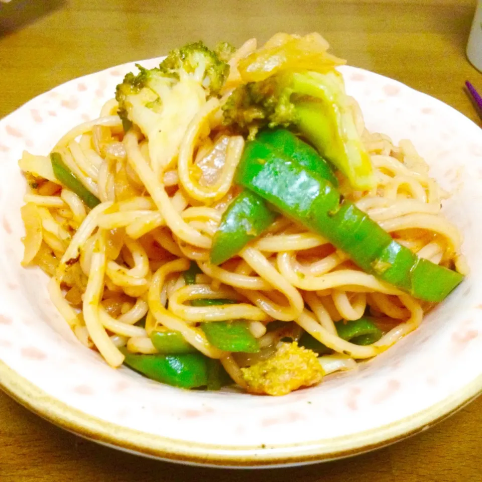 野菜たっぷりナポリタン🍝冷蔵庫にある物でね〜🤗💕|まいりさん