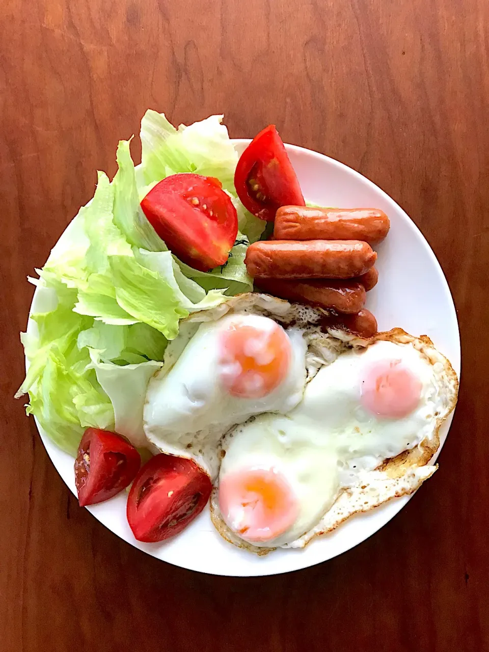 朝はガッツリ卵で決まり！美味しい目玉焼き！# #目玉焼き|赤鬼のビルさん