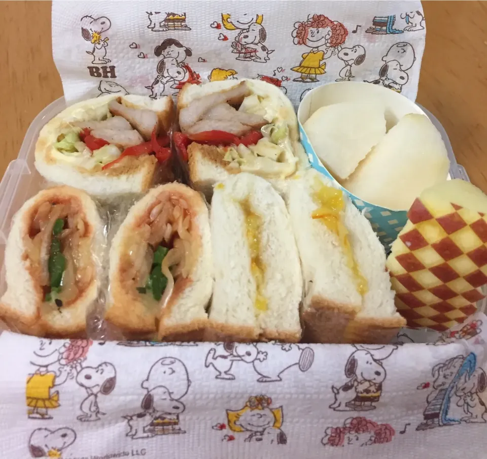 一口サンドイッチ🥪焼肉・ピザ・マーマレード|ふみぃさん