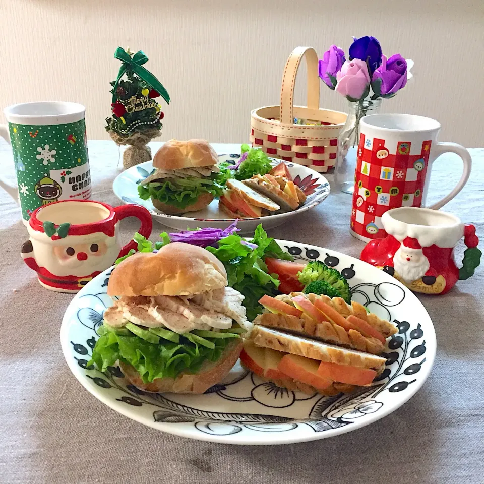 チキンとアボカドのサンド
りんごとピーナツクリームのサンド|ゆかりさん