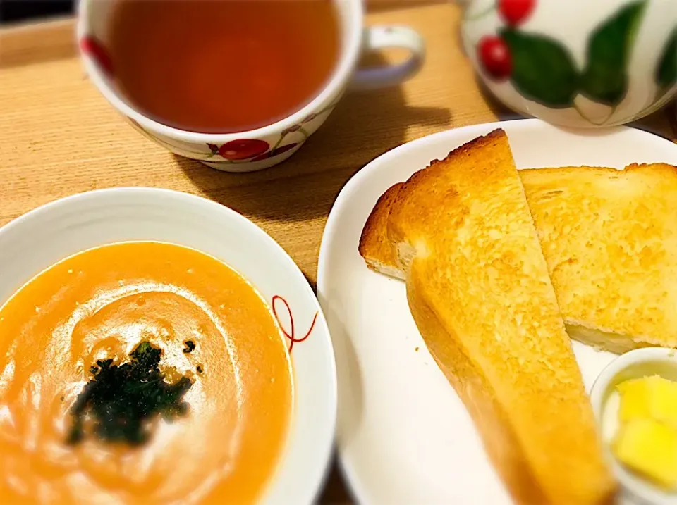 …とある日の朝ごはん🍳|Tinaさん