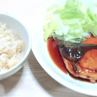 ブリの照り焼きとじゃこご飯|えりかさん