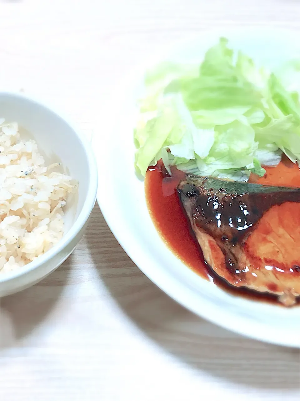 ブリの照り焼きとじゃこご飯|えりかさん